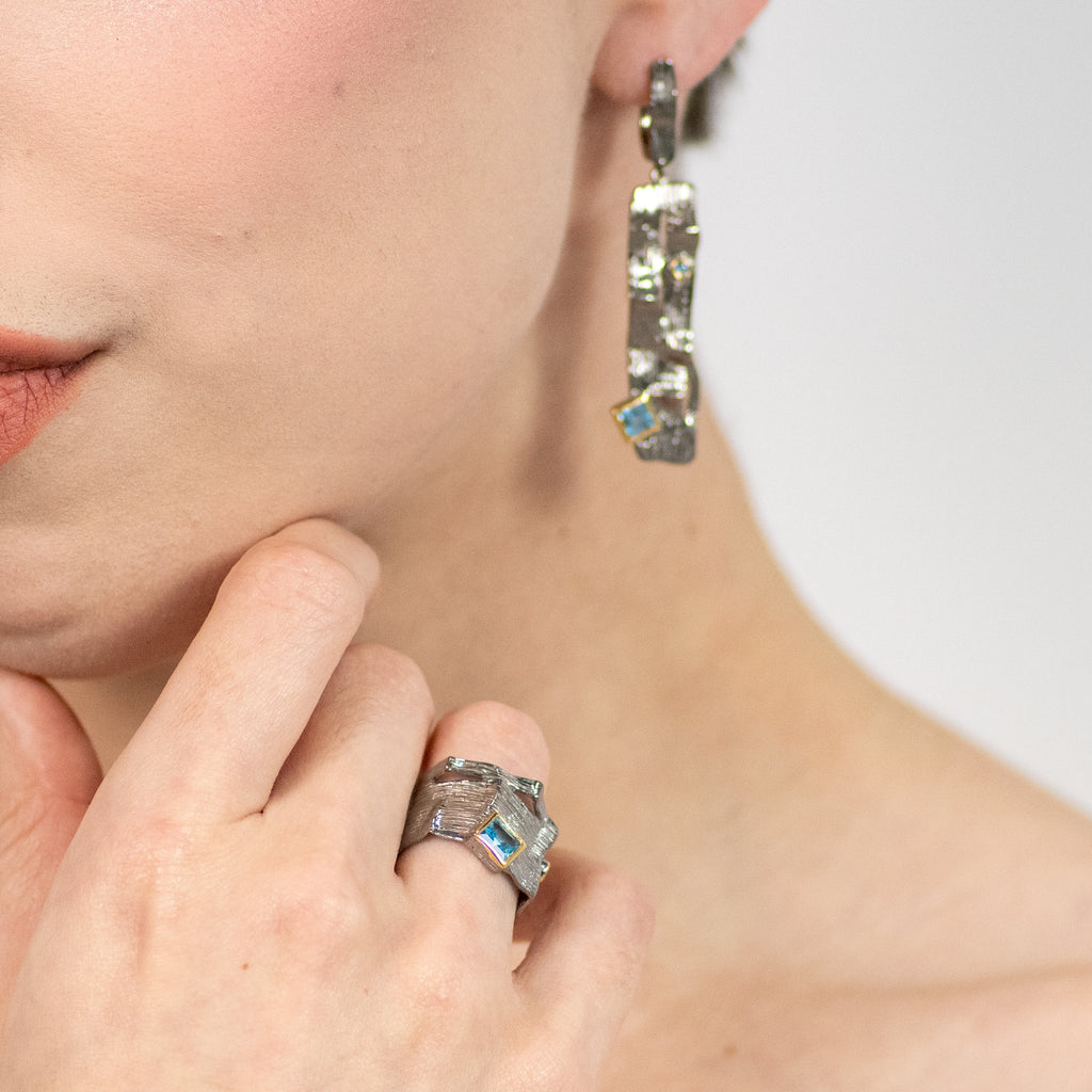 Livia Topaz Ring in Sterling Silver - Heron and Swan