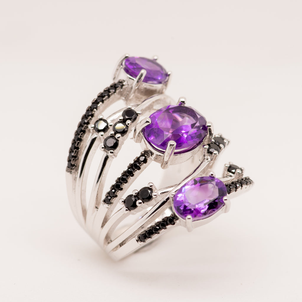 Porfirio Amethyst Ring in Sterling Silver - Heron and Swan