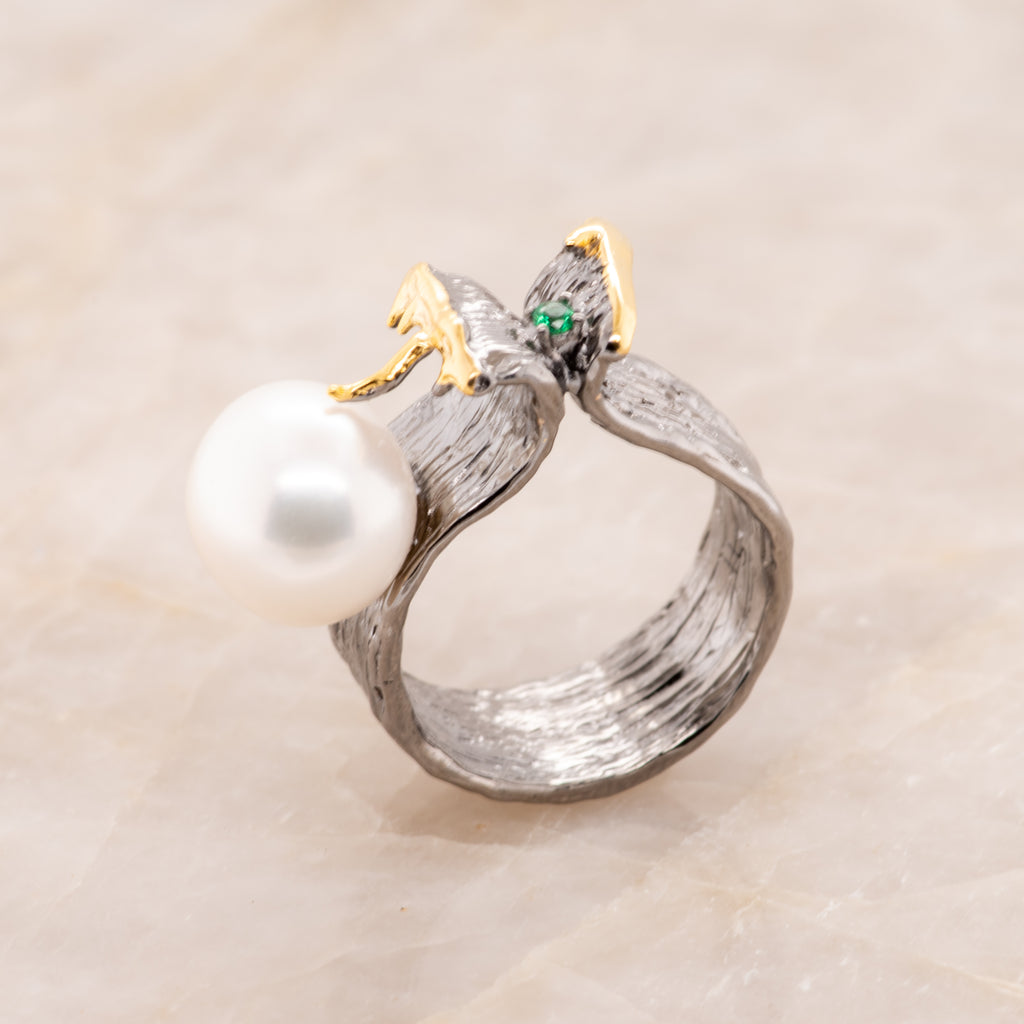 Irta Green Spinel Baroque Pearl Ring in Sterling Silver - Heron and Swan