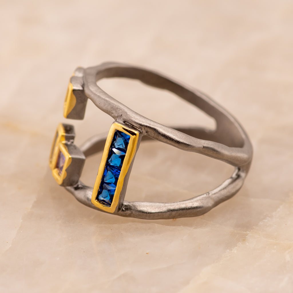 Araceli Blue Spinel Ring in Sterling Silver - Heron and Swan