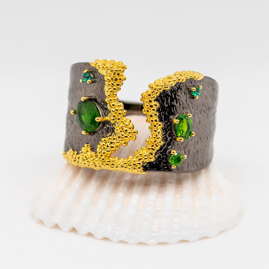 Ada Chrome Diopside Ring in Sterling Silver - Heron and Swan