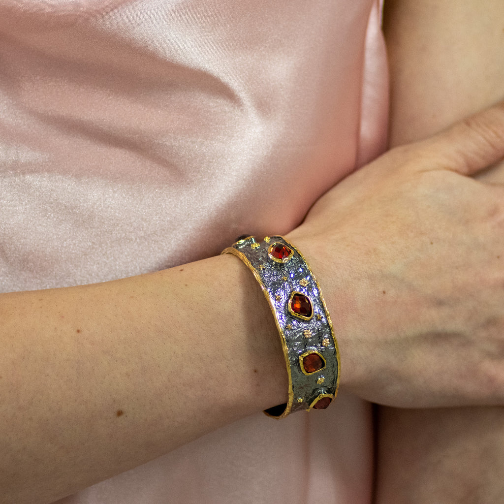 Caera Zircon Bracelet in Sterling Silver - Heron and Swan