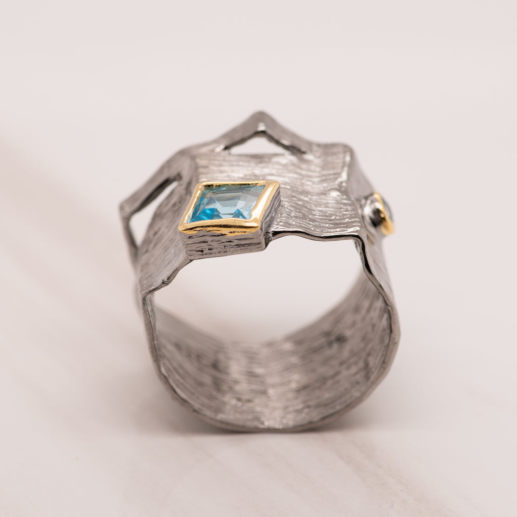 Livia Topaz Ring in Sterling Silver - Heron and Swan